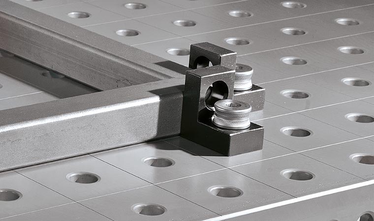 PROFIPlusLINE Clamping and locating angle small bore/bore