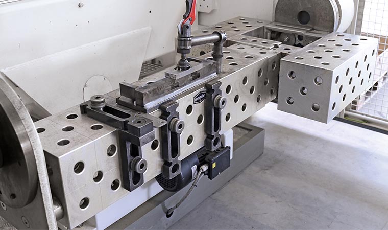 Spacer block D28 U-Form L1000, aluminium titanium