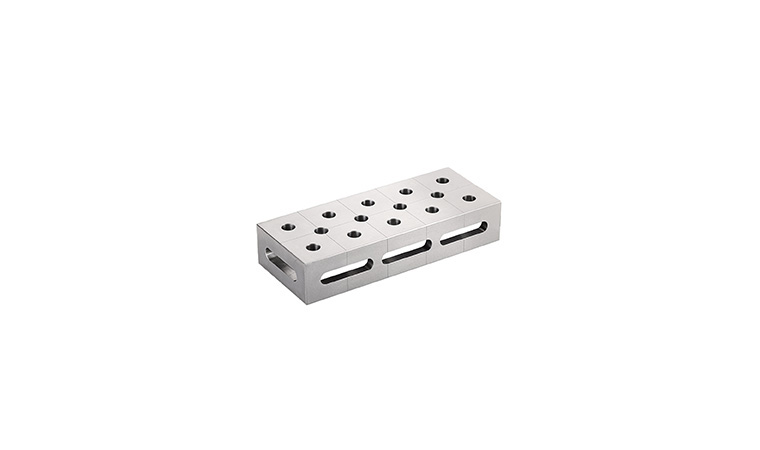 Spacer block C-form, steel