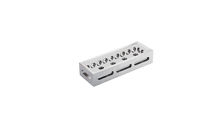 Spacer block C-form, aluminium-titanium