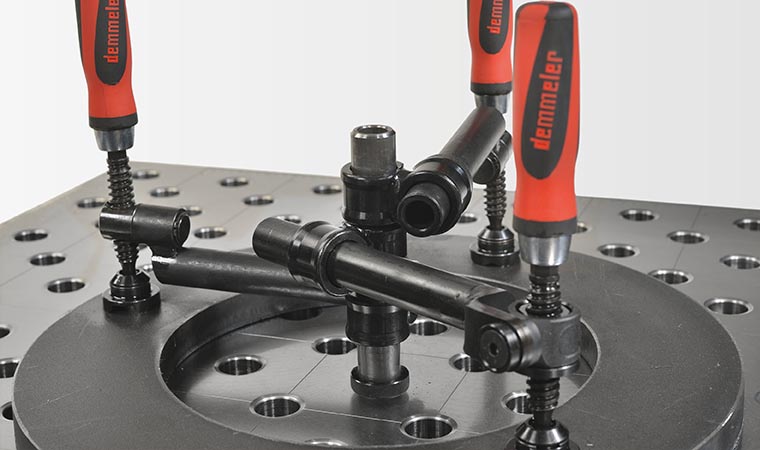 Angle bushing 90° with precision scaling in 15° increments