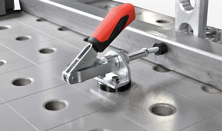 Toggle clamp with adaptor and countersunk screw