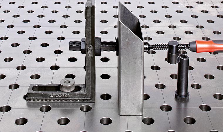 Spacer set with thread D28